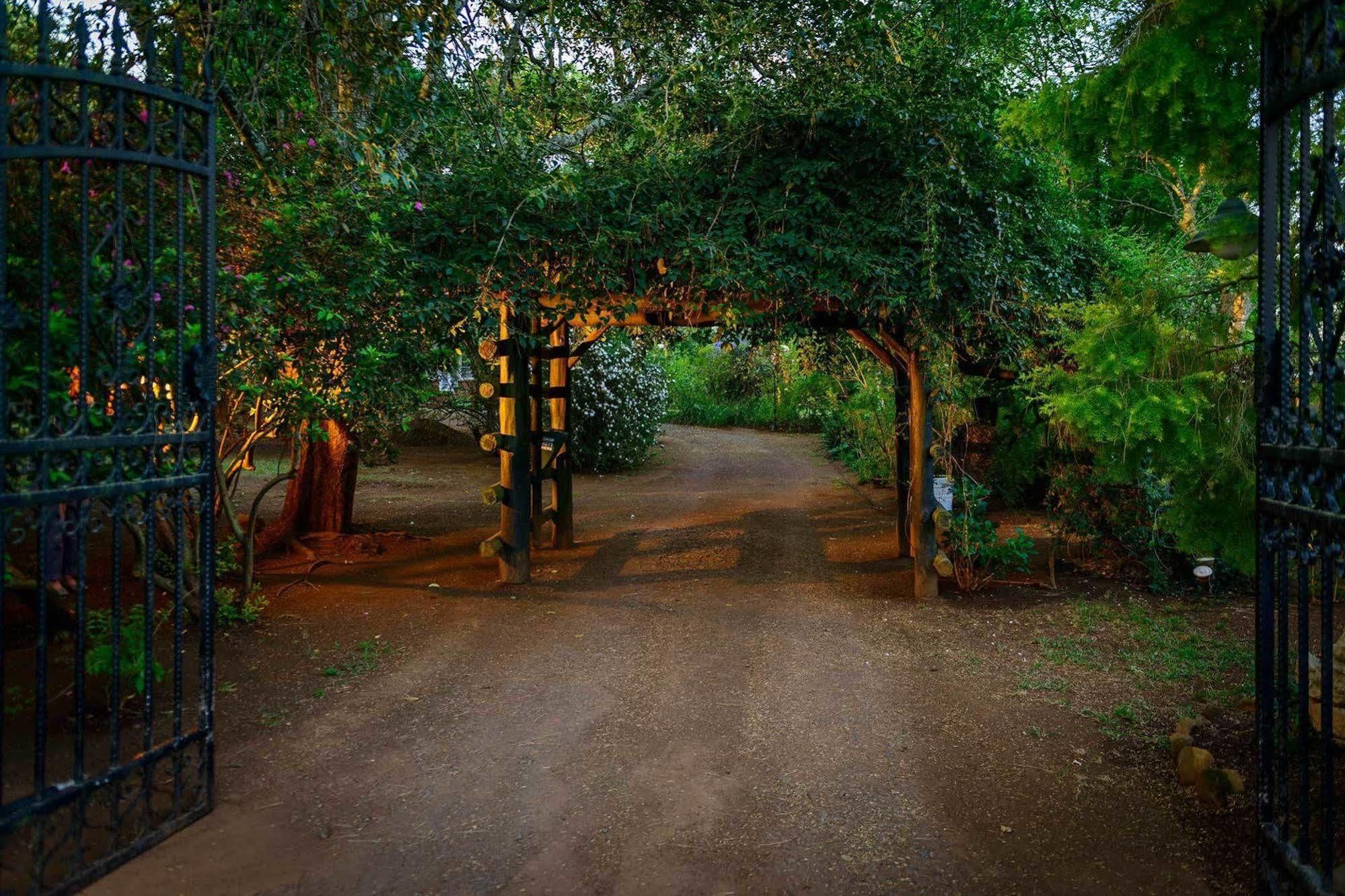 Biggy Best Boutique Hotel & Self Catering Cottages Howick Exterior foto